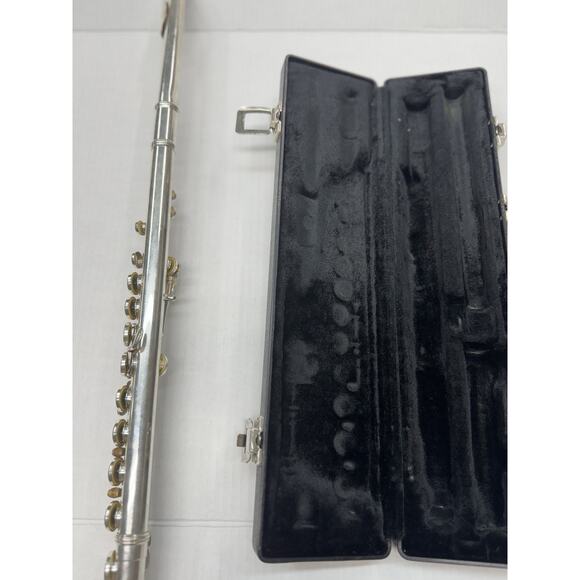 Gemeinhardt 2SP Top Student Flute With Case GUC - Picture 5 of 15